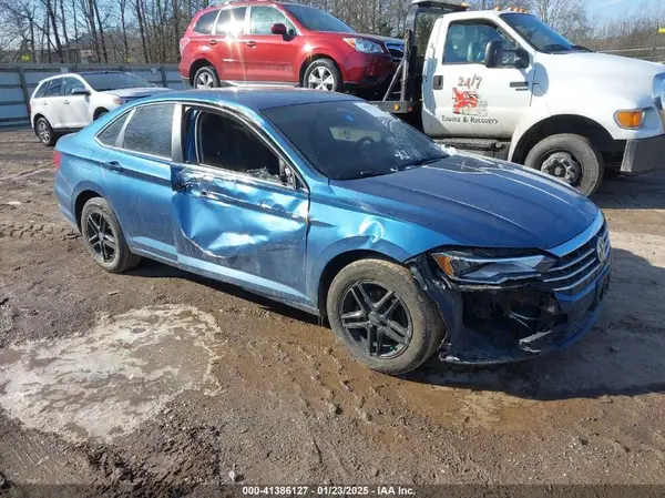 3VWN57BU1KM067817 2019 VOLKSWAGEN JETTA - Image 1