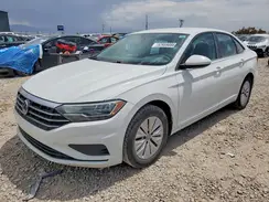 3VWN57BU1KM105577 2019 VOLKSWAGEN JETTA