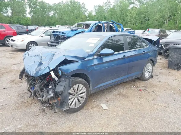 3VWN57BU2KM013135 2019 VOLKSWAGEN JETTA - Image 2