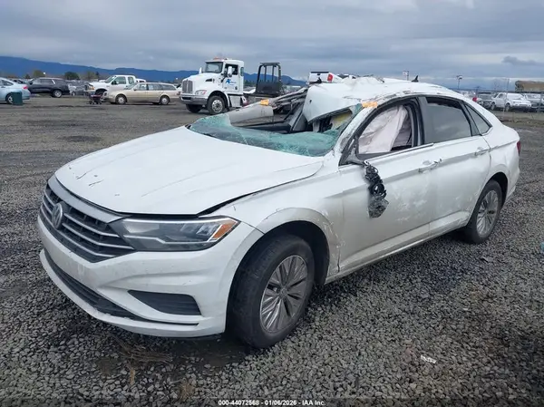 3VWN57BU4KM109705 2019 VOLKSWAGEN JETTA - Image 2