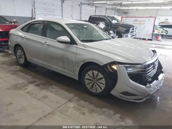 3VWN57BU4KM117612 2019 VOLKSWAGEN JETTA - Image 1