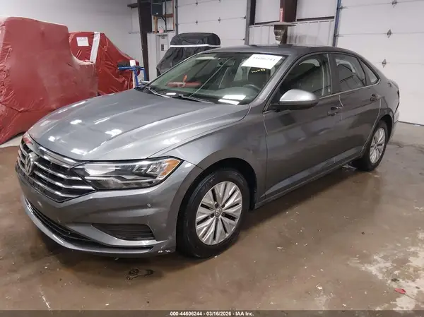 3VWN57BU4KM195517 2019 VOLKSWAGEN JETTA - Image 2