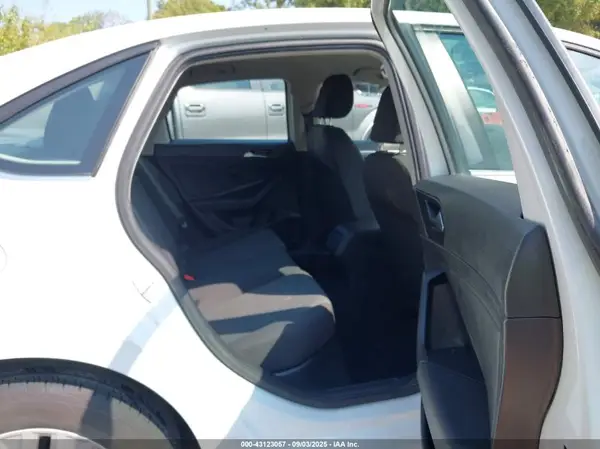 3VWN57BU4KM225227 2019 VOLKSWAGEN JETTA - Image 8