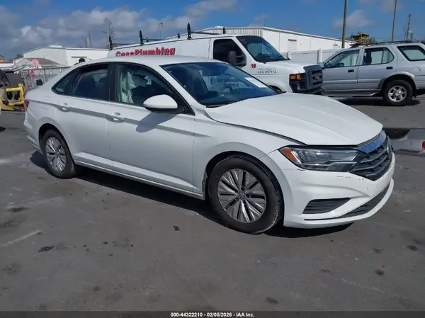 3VWN57BU4KM237331 2019 VOLKSWAGEN JETTA - Image 1