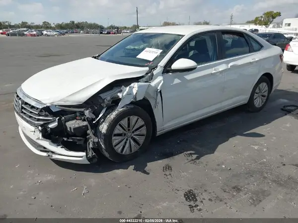3VWN57BU4KM237331 2019 VOLKSWAGEN JETTA - Image 2