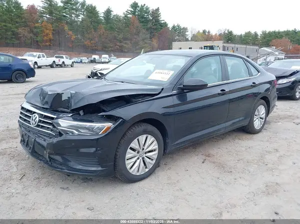 3VWN57BU5KM233563 2019 VOLKSWAGEN JETTA - Image 2