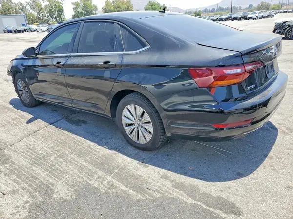 3VWN57BU5KM246460 2019 VOLKSWAGEN JETTA - Image 2