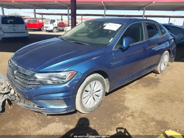 3VWN57BU6KM013140 2019 VOLKSWAGEN JETTA - Image 2
