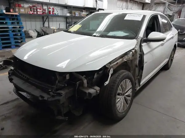 3VWN57BU6KM251182 2019 VOLKSWAGEN JETTA - Image 2