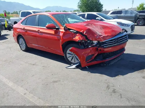 3VWN57BU7KM106006 2019 VOLKSWAGEN JETTA - Image 1