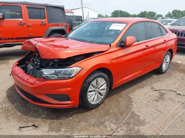 3VWN57BU7KM163662 2019 VOLKSWAGEN JETTA - Image 2