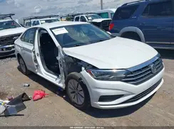 3VWN57BU9KM018607 2019 VOLKSWAGEN JETTA