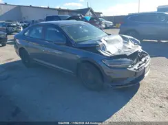 3VWN57BUXKM012332 2019 VOLKSWAGEN JETTA