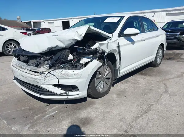 3VWN57BUXKM050417 2019 VOLKSWAGEN JETTA - Image 2