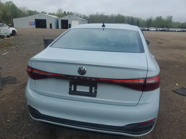 2025 VOLKSWAGEN JETTA auction photo 6