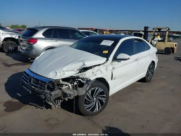 3VWTP6BU8KM022272 2019 VOLKSWAGEN JETTA - Image 2