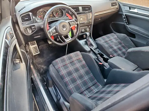 3VWTT7AU4HM001527 2017 VOLKSWAGEN GTI - Image 8