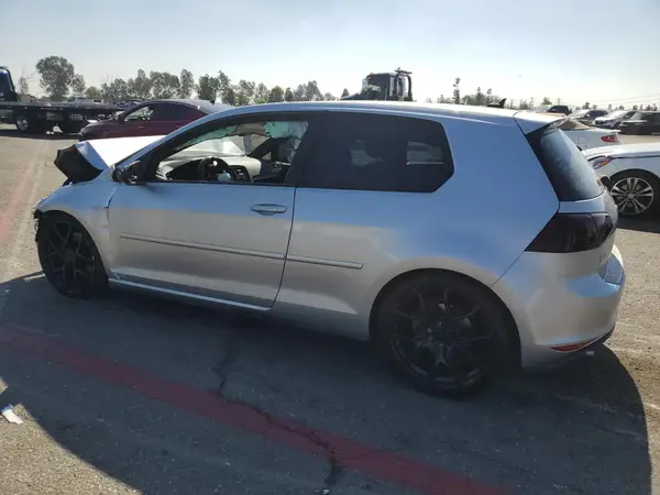 3VWTT7AU4HM003651 2017 VOLKSWAGEN GTI - Image 2
