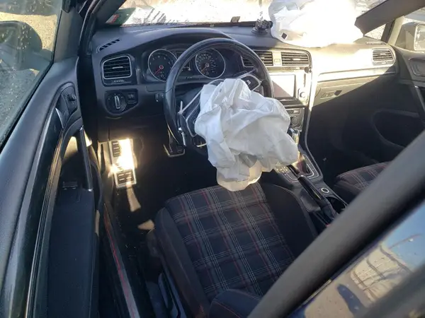 3VWTT7AU9GM004115 2016 VOLKSWAGEN GTI - Image 8
