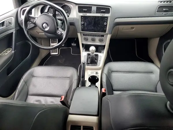 3VWU17AU4HM530311 2017 VOLKSWAGEN GOLF - Image 8