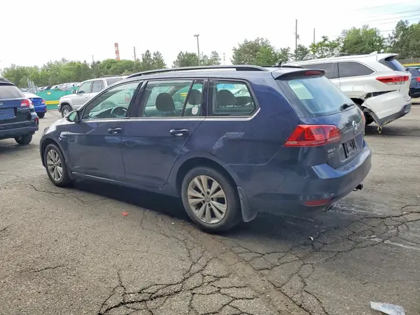 3VWU17AU8HM531462 2017 VOLKSWAGEN GOLF - Image 2