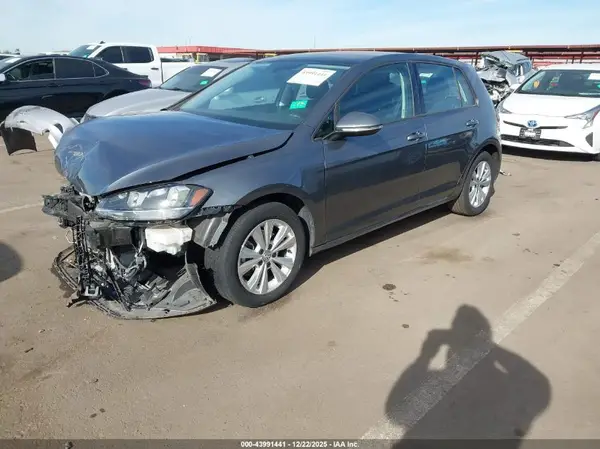 3VWW57AU2LM017001 2020 VOLKSWAGEN GOLF - Image 2