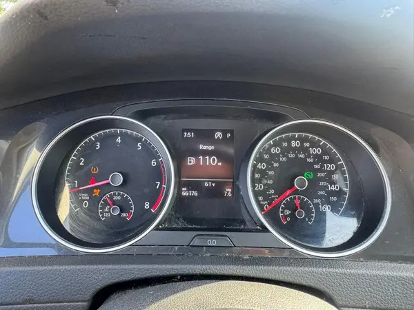 3VWY57AUXKM512 2019 VOLKSWAGEN GOLF - Image 8