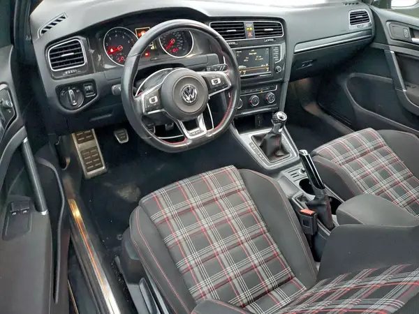 3VWYT7AU1GM028270 2016 VOLKSWAGEN GTI - Image 8