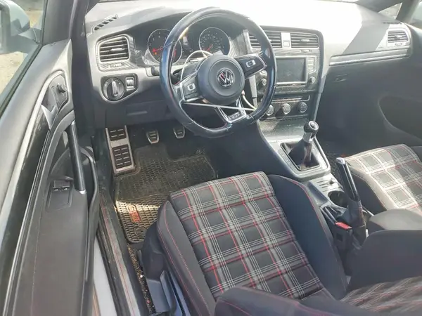 3VWYT7AU1GM038507 2016 VOLKSWAGEN GTI - Image 8