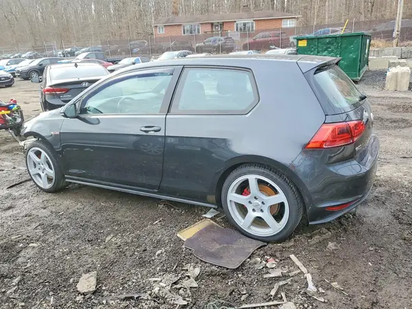 3VWYT7AU4GM019448 2016 VOLKSWAGEN GTI - Image 2