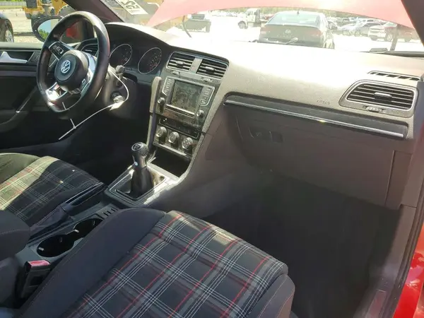 3VWYT7AU5GM035366 2016 VOLKSWAGEN GTI - Image 8