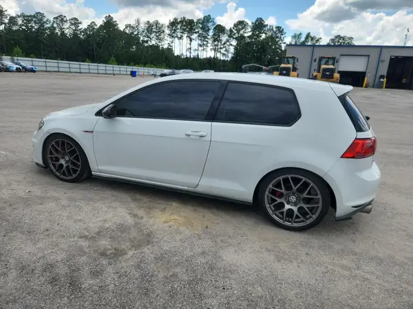 3VWYT7AU5GM066259 2016 VOLKSWAGEN GTI - Image 2