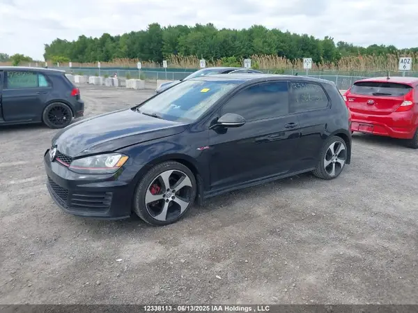 3VWYT7AU6HM062058 2017 VOLKSWAGEN GTI - Image 2