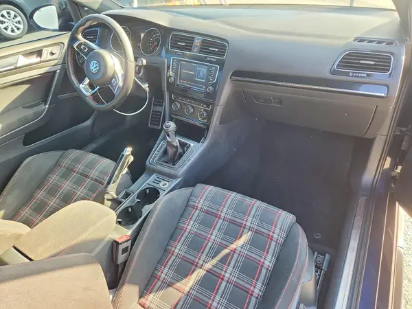 3VWYT7AU7GM025597 2016 VOLKSWAGEN GTI - Image 8