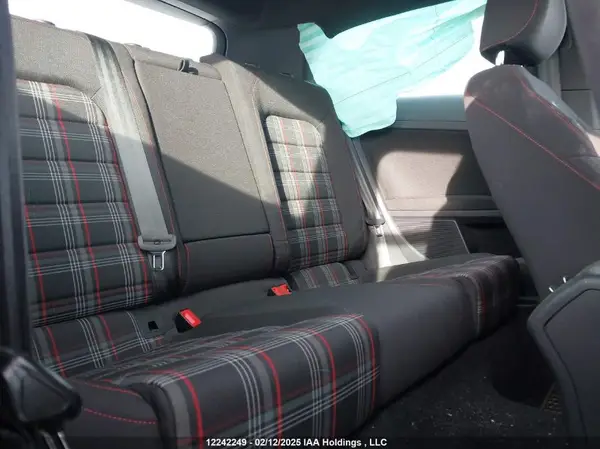 3VWYT7AU7HM001687 2017 VOLKSWAGEN GTI - Image 8