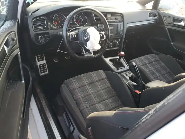 3VWYT7AU9GM066510 2016 VOLKSWAGEN GTI - Image 8