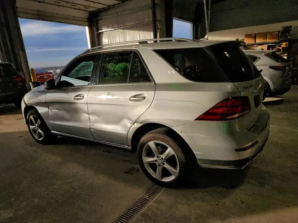 4JGDA0EB1GA738818 2016 MERCEDES-BENZ GLE - Image 2