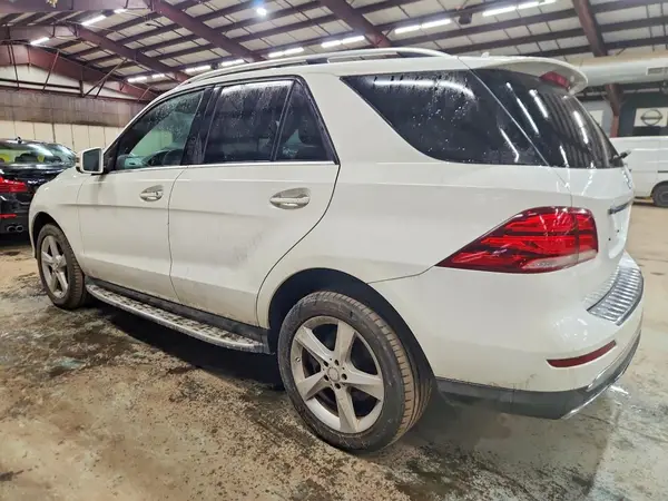 4JGDA0EB2GA725978 2016 MERCEDES-BENZ GLE - Image 2