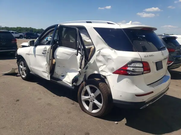 4JGDA0EB6GA709086 2016 MERCEDES-BENZ GLE - Image 2