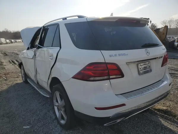4JGDA0EB9GA626381 2016 MERCEDES-BENZ GLE - Image 2