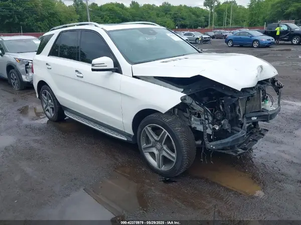 4JGDA5GB0GA648649 2016 MERCEDES-BENZ GLE - Image 1