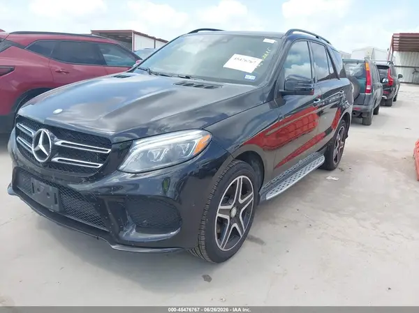 4JGDA5GB0GA765759 2016 MERCEDES-BENZ GLE - Image 2