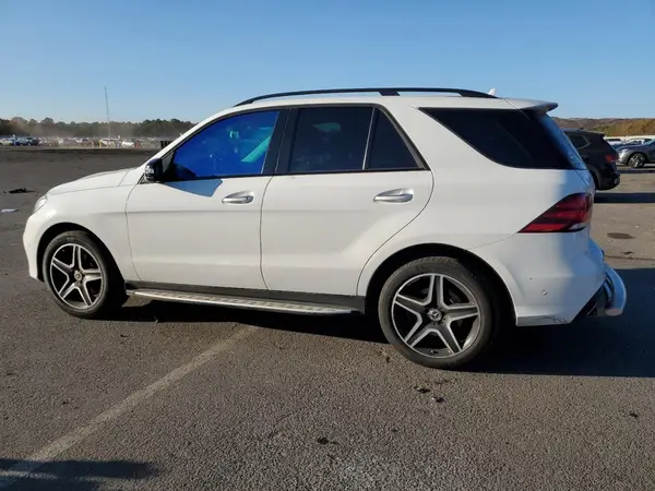 4JGDA5GB0KB209714 2019 MERCEDES-BENZ GLE - Image 2