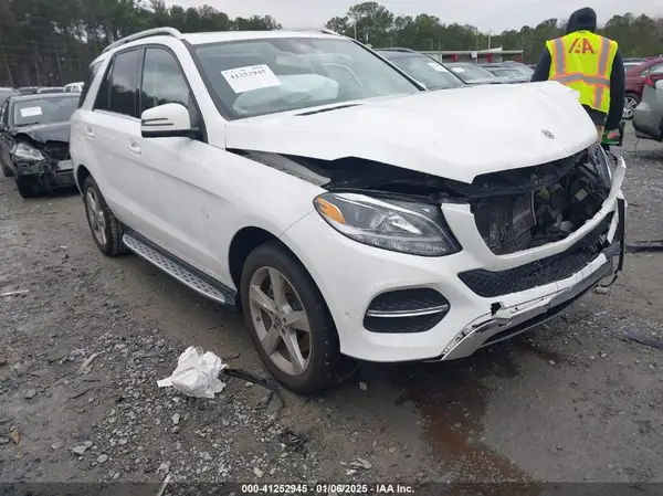 4JGDA5GB0KB210149 2019 MERCEDES-BENZ GLE - Image 1