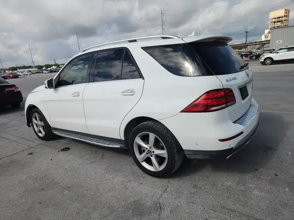 4JGDA5GB0KB215271 2019 MERCEDES-BENZ GLE - Image 2