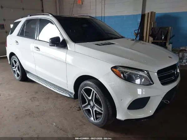 4JGDA5GB1GA667436 2016 MERCEDES-BENZ GLE - Image 1