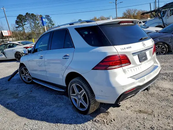 4JGDA5GB1GA806366 2016 MERCEDES-BENZ GLE - Image 2