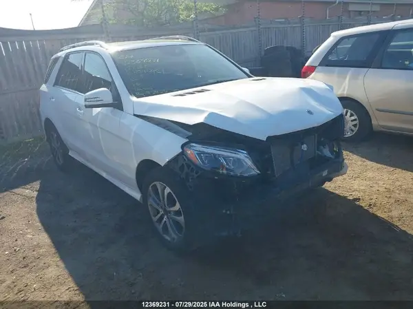 4JGDA5GB1HA979208 2017 MERCEDES-BENZ GLE - Image 1