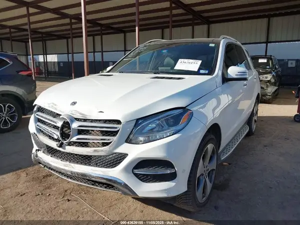 4JGDA5GB1KB204795 2019 MERCEDES-BENZ GLE - Image 2