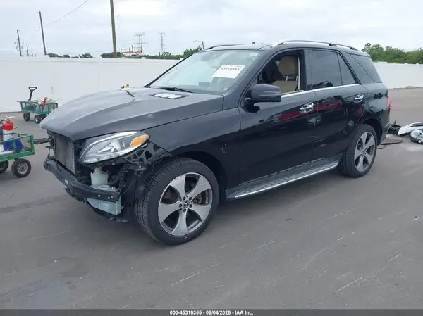 4JGDA5GB3KB213580 2019 MERCEDES-BENZ GLE - Image 2